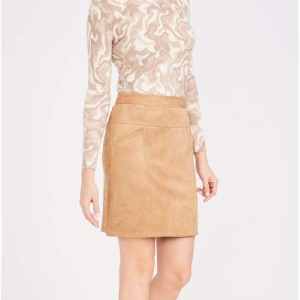J McLaughlin faux suede skirt